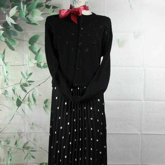 Liz Wear Black Sequin Cardigan 50s look Retro sweater button front Lg L/S wool - Picture 16 of 16